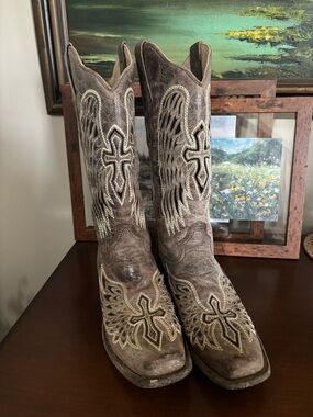 CORRAL A1197 distressed winged cross cowgirl western boots Sz 8.5